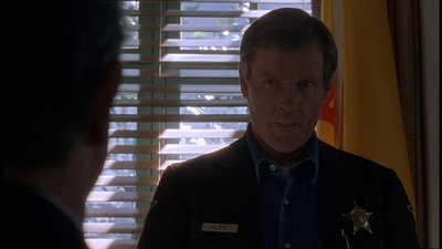 ROSWELL_-_E1X19_FOUR_SQUARE_151.jpg