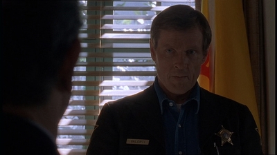 ROSWELL_-_E1X19_FOUR_SQUARE_153.jpg