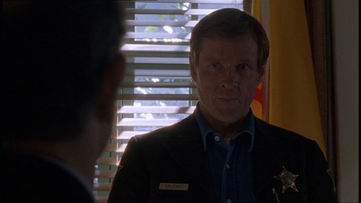 ROSWELL_-_E1X19_FOUR_SQUARE_177.jpg