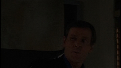 ROSWELL_-_E1X19_FOUR_SQUARE_280.jpg