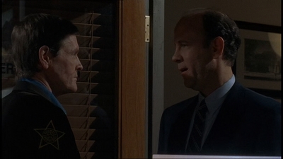 ROSWELL_-_E1X19_FOUR_SQUARE_308.jpg