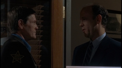 ROSWELL_-_E1X19_FOUR_SQUARE_314.jpg