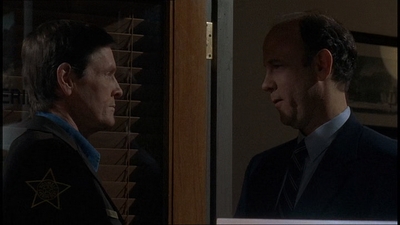 ROSWELL_-_E1X19_FOUR_SQUARE_316.jpg