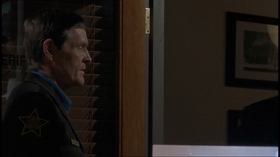 ROSWELL_-_E1X19_FOUR_SQUARE_363.jpg
