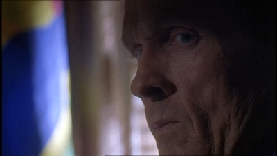 ROSWELL_-_E1X19_FOUR_SQUARE_425.jpg