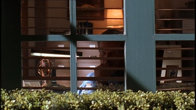 ROSWELL_-_E1X20_MAX_TO_THE_MAX_007.jpg