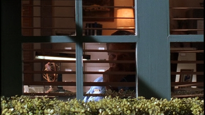 ROSWELL_-_E1X20_MAX_TO_THE_MAX_008.jpg