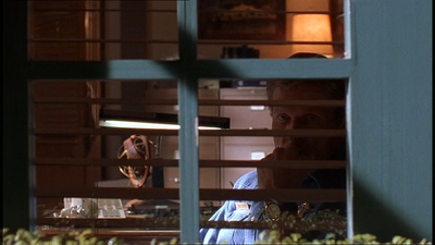 ROSWELL_-_E1X20_MAX_TO_THE_MAX_013.jpg