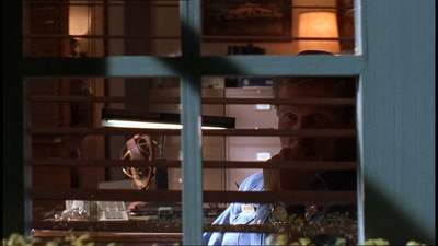 ROSWELL_-_E1X20_MAX_TO_THE_MAX_014.jpg