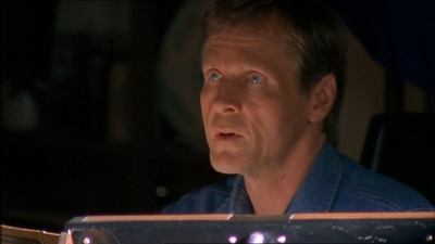 ROSWELL_-_E1X20_MAX_TO_THE_MAX_047.jpg