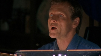 ROSWELL_-_E1X20_MAX_TO_THE_MAX_050.jpg