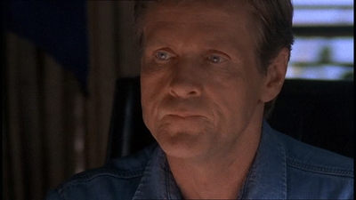 ROSWELL_-_E1X20_MAX_TO_THE_MAX_110.jpg