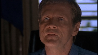 ROSWELL_-_E1X20_MAX_TO_THE_MAX_118.jpg