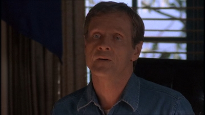 ROSWELL_-_E1X20_MAX_TO_THE_MAX_139.jpg