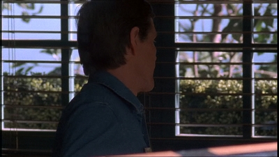 ROSWELL_-_E1X20_MAX_TO_THE_MAX_145.jpg