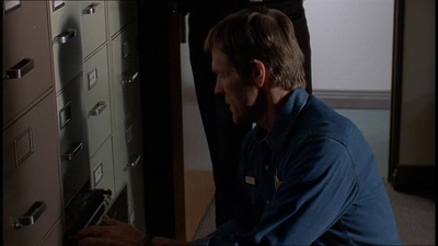 ROSWELL_-_E1X20_MAX_TO_THE_MAX_171.jpg