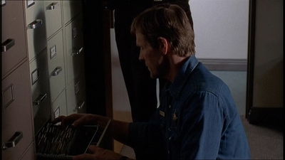 ROSWELL_-_E1X20_MAX_TO_THE_MAX_175.jpg