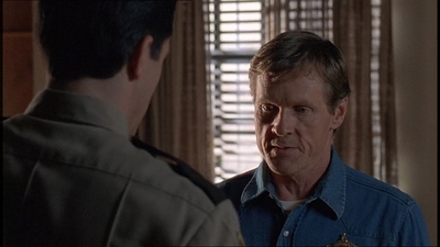 ROSWELL_-_E1X20_MAX_TO_THE_MAX_180.jpg