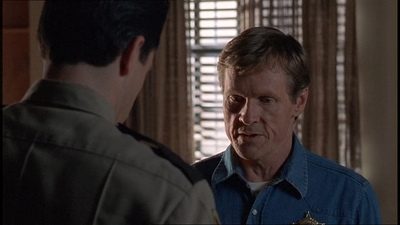 ROSWELL_-_E1X20_MAX_TO_THE_MAX_184.jpg