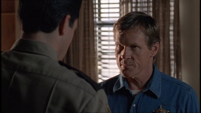 ROSWELL_-_E1X20_MAX_TO_THE_MAX_192.jpg