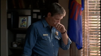ROSWELL_-_E1X20_MAX_TO_THE_MAX_194.jpg