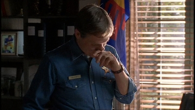 ROSWELL_-_E1X20_MAX_TO_THE_MAX_196.jpg