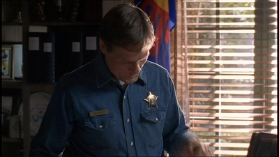 ROSWELL_-_E1X20_MAX_TO_THE_MAX_197.jpg