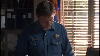 ROSWELL_-_E1X20_MAX_TO_THE_MAX_198.jpg