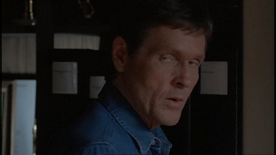 ROSWELL_-_E1X20_MAX_TO_THE_MAX_208.jpg