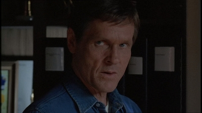 ROSWELL_-_E1X20_MAX_TO_THE_MAX_230.jpg