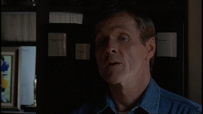 ROSWELL_-_E1X20_MAX_TO_THE_MAX_245.jpg