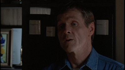 ROSWELL_-_E1X20_MAX_TO_THE_MAX_246.jpg