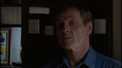 ROSWELL_-_E1X20_MAX_TO_THE_MAX_247.jpg