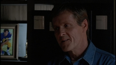 ROSWELL_-_E1X20_MAX_TO_THE_MAX_258.jpg