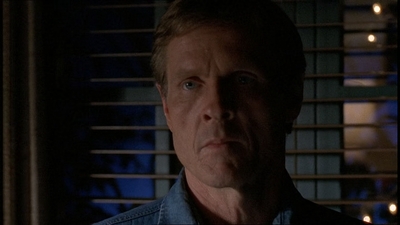ROSWELL_-_E1X20_MAX_TO_THE_MAX_337.jpg