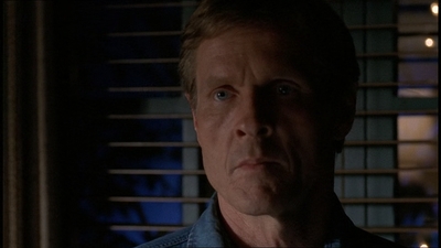 ROSWELL_-_E1X20_MAX_TO_THE_MAX_339.jpg
