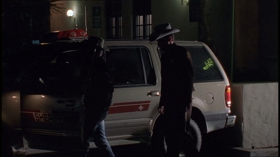 ROSWELL_-_E1X20_MAX_TO_THE_MAX_360.jpg