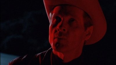 ROSWELL_-_E1X20_MAX_TO_THE_MAX_401.jpg