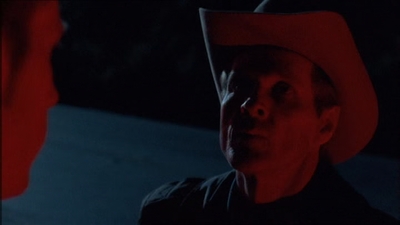 ROSWELL_-_E1X20_MAX_TO_THE_MAX_411.jpg