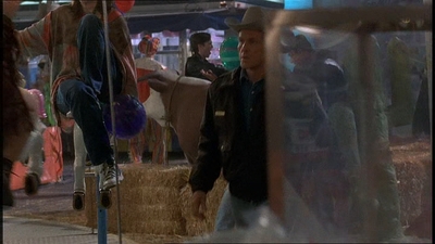 ROSWELL_-_E1X20_MAX_TO_THE_MAX_418.jpg