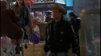 ROSWELL_-_E1X20_MAX_TO_THE_MAX_419.jpg