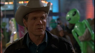 ROSWELL_-_E1X20_MAX_TO_THE_MAX_426.jpg