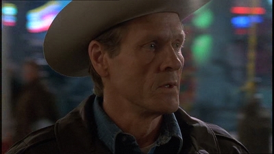 ROSWELL_-_E1X20_MAX_TO_THE_MAX_430.jpg