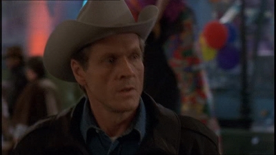 ROSWELL_-_E1X20_MAX_TO_THE_MAX_438.jpg