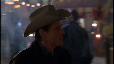 ROSWELL_-_E1X20_MAX_TO_THE_MAX_442.jpg