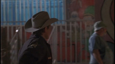 ROSWELL_-_E1X20_MAX_TO_THE_MAX_450.jpg