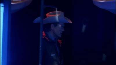 ROSWELL_-_E1X20_MAX_TO_THE_MAX_460.jpg