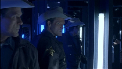 ROSWELL_-_E1X20_MAX_TO_THE_MAX_466.jpg