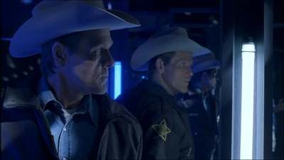 ROSWELL_-_E1X20_MAX_TO_THE_MAX_470.jpg