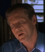 ROSWELL_-_E1X20_MAX_TO_THE_MAX_100.jpg